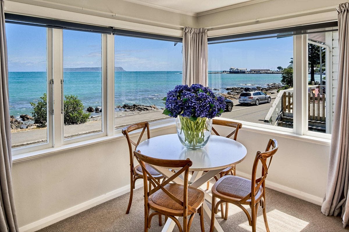 32 Moana Road, Plimmerton, Porirua - Carousel 1