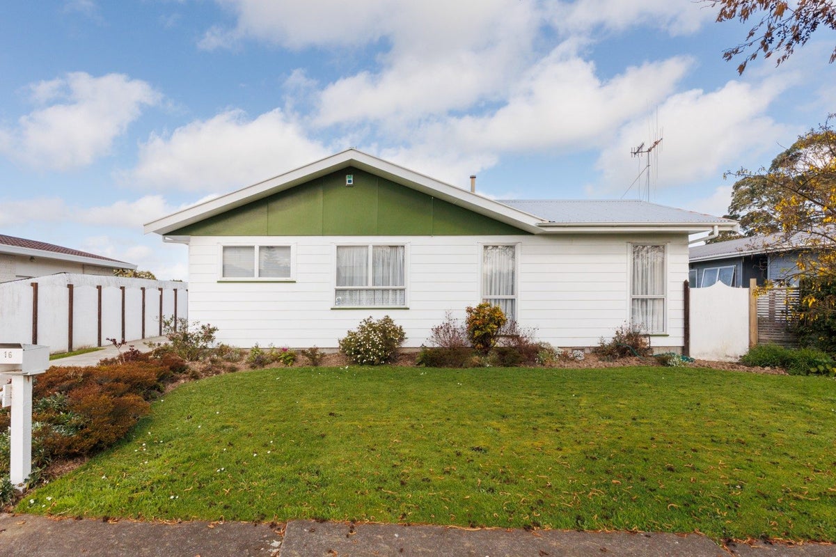 16 Bendigo Street, Cloverlea, Palmerston North - Carousel 2