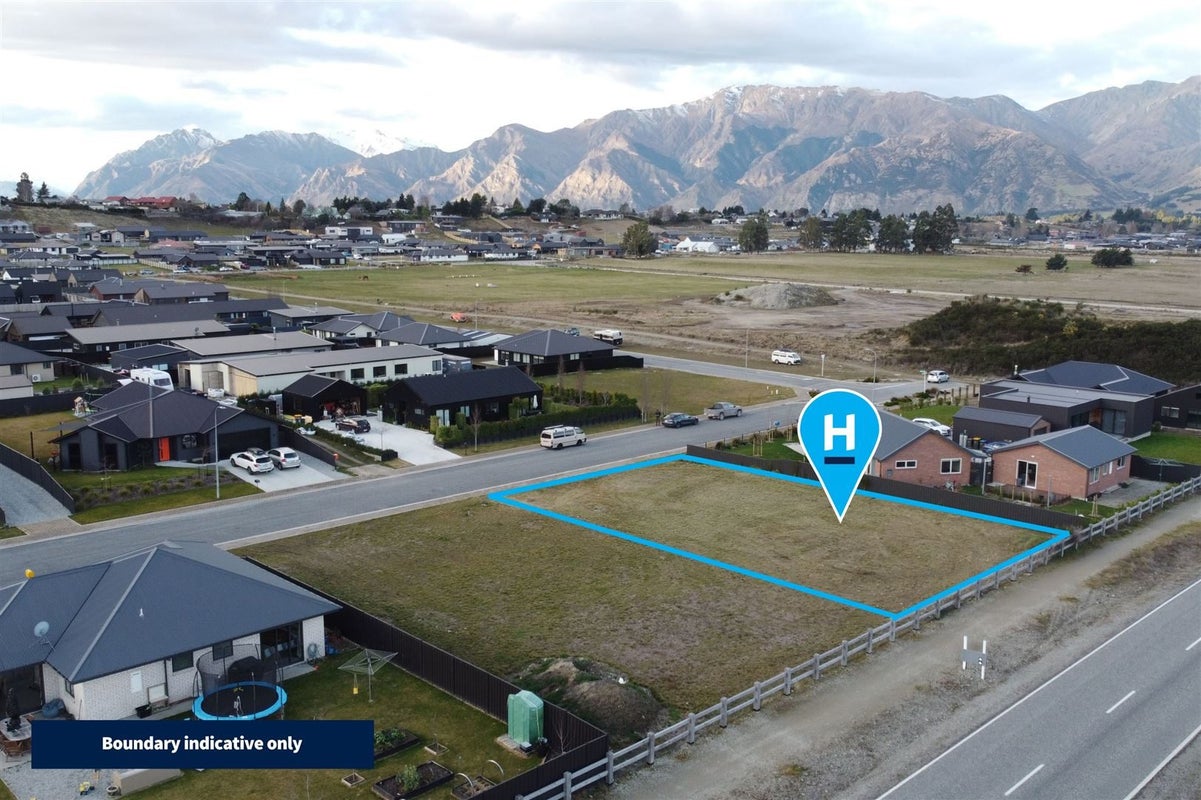 62 Little Maude Drive, Lake Hawea, Lake Hawea - Carousel 1