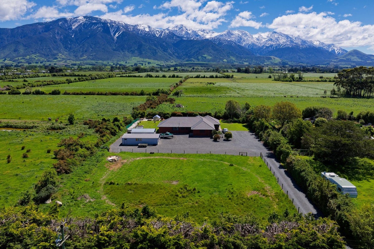 56 Hawthorne Road, Kaikoura - Carousel 2