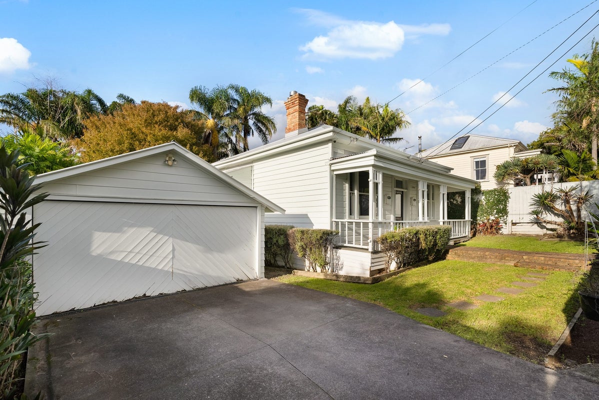 29 Warnock Street, Grey Lynn, Auckland - Carousel 2