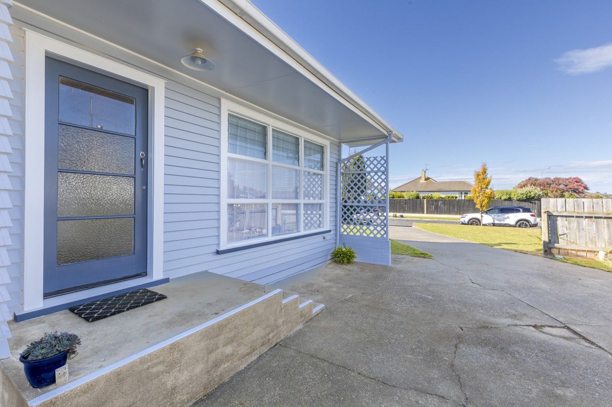 11 Hillary Crescent, Maraenui, Napier - Carousel 13