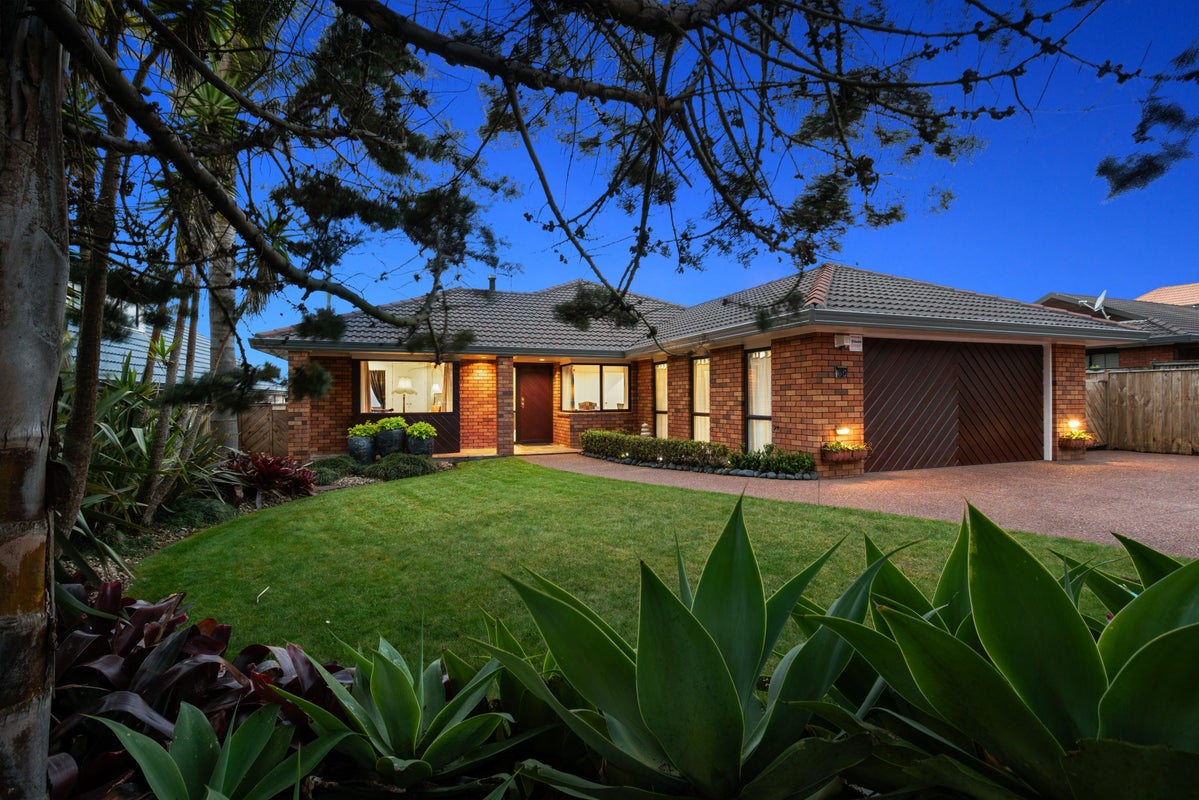 60 Simmental Crescent, Somerville, Manukau - Carousel 2