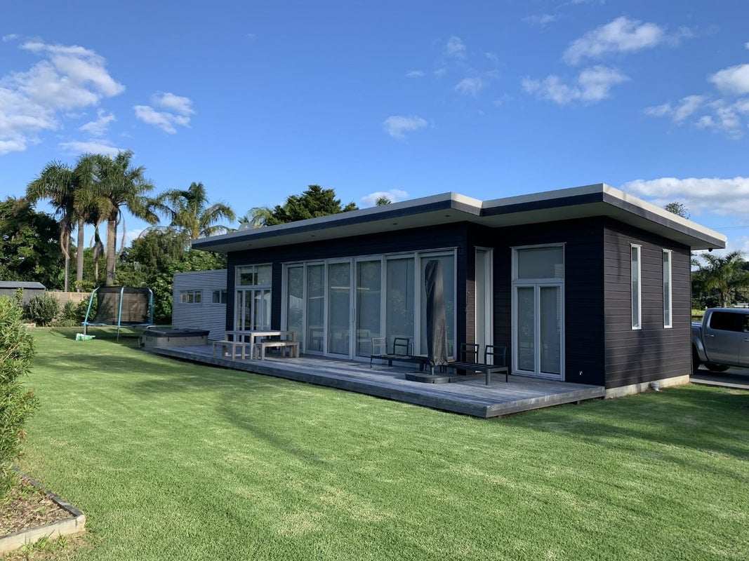 6 Meridian Place, Whangarei - Carousel 1