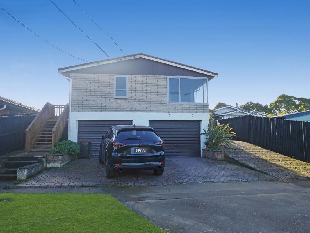 14 Pacific Road, North New Brighton, Christchurch - Carousel 1