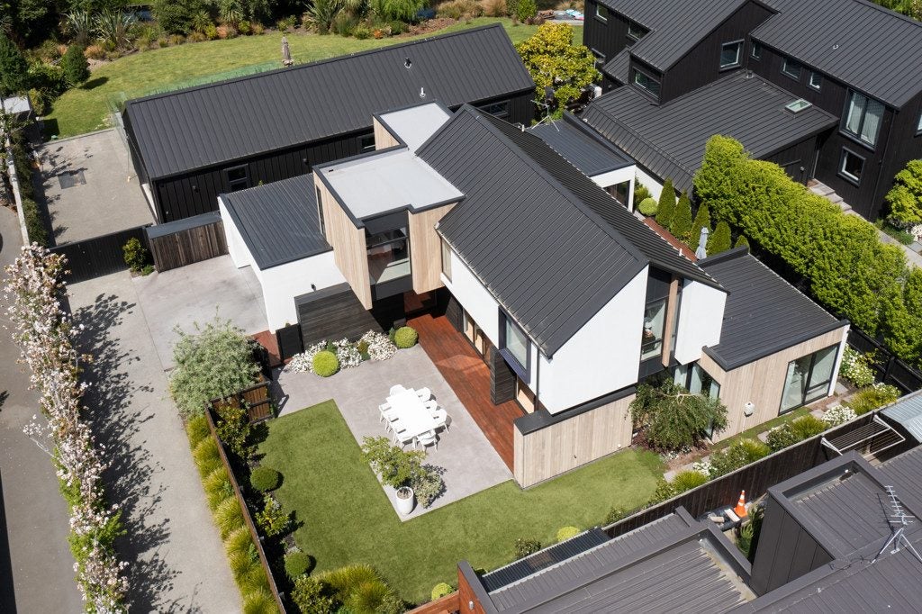 34D Glandovey Road, Fendalton, Christchurch - Carousel 25