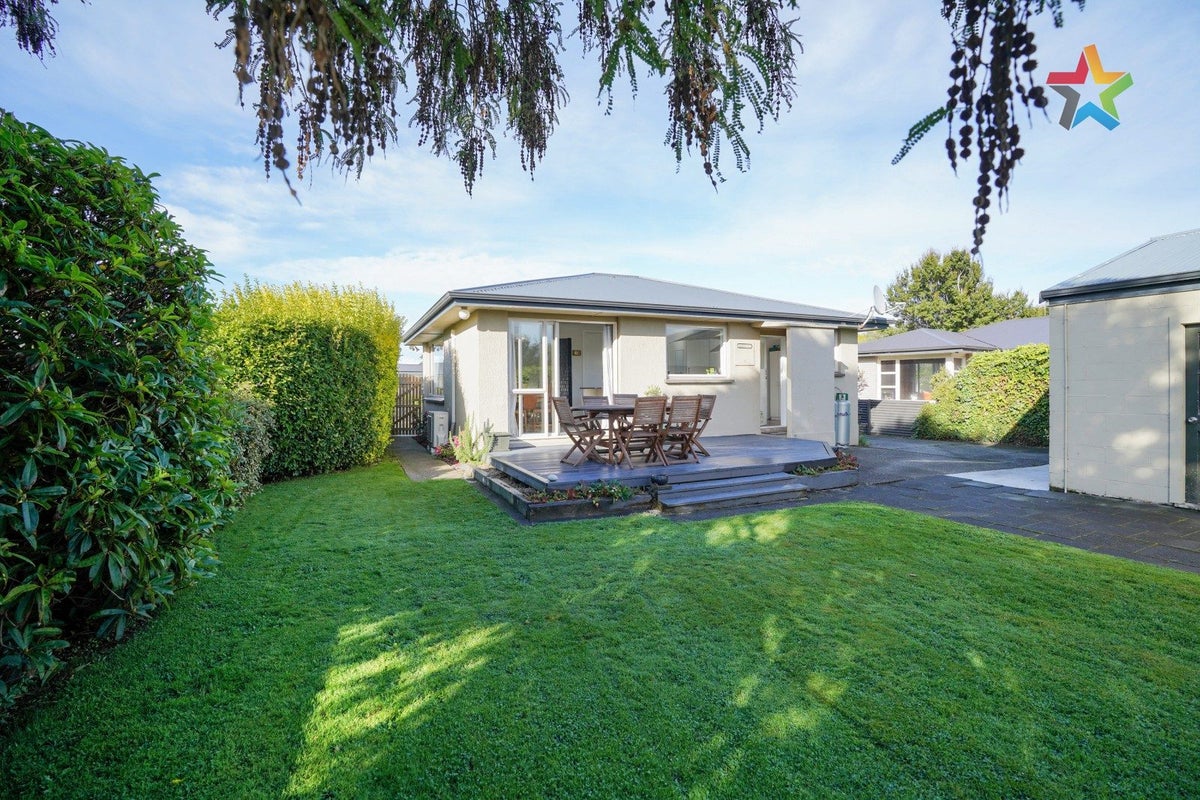 11 Glenbrae Place, Hargest, Invercargill - Carousel 1