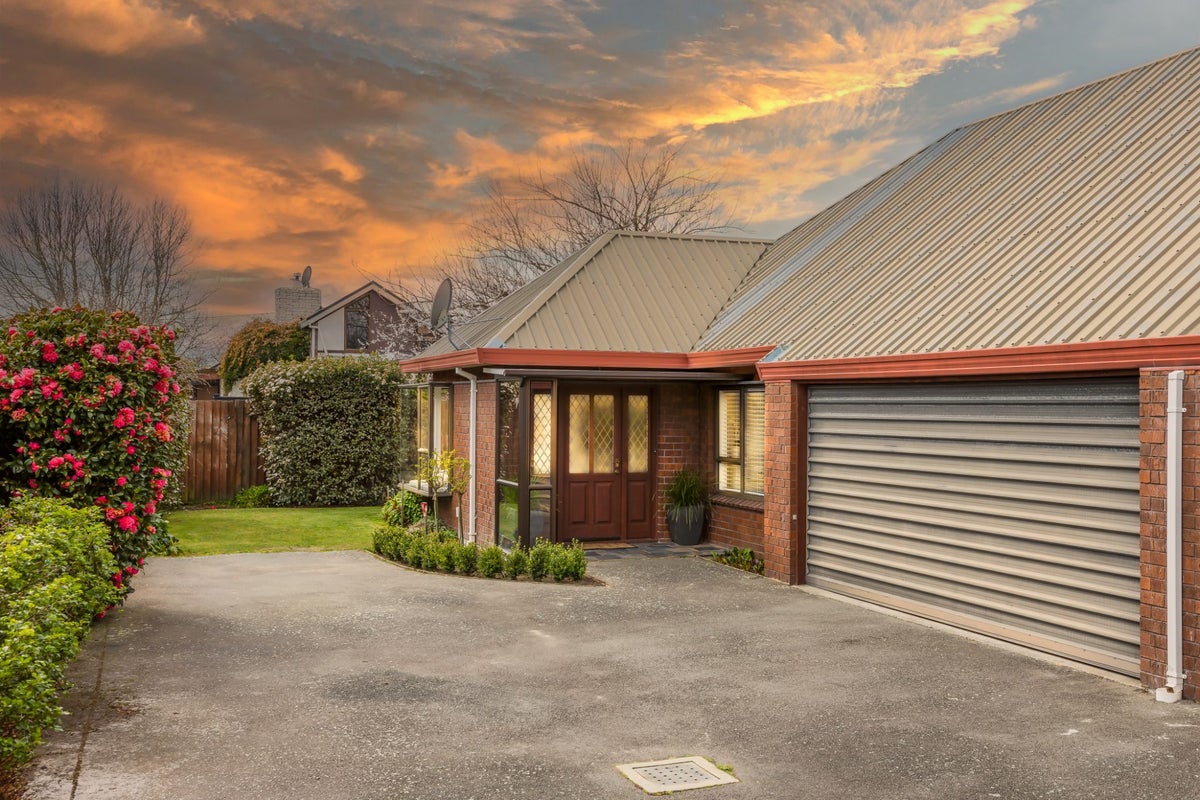 2/50 Ambleside Drive, Burnside, Christchurch City, Canterbury - Carousel 1