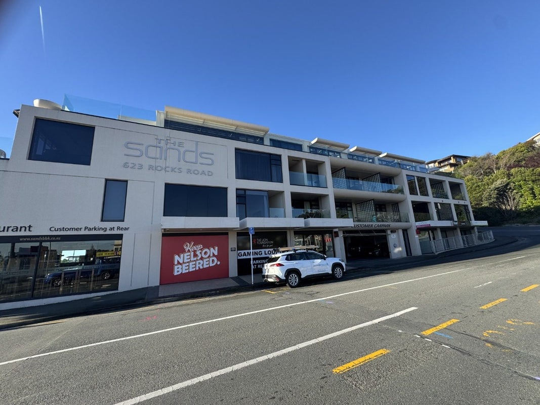 202/623 ROCKS ROAD, MOANA, NELSON - Carousel 1