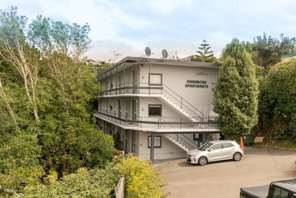 6/23 Finnimore Terrace, Vogeltown, Wellington - Carousel 1