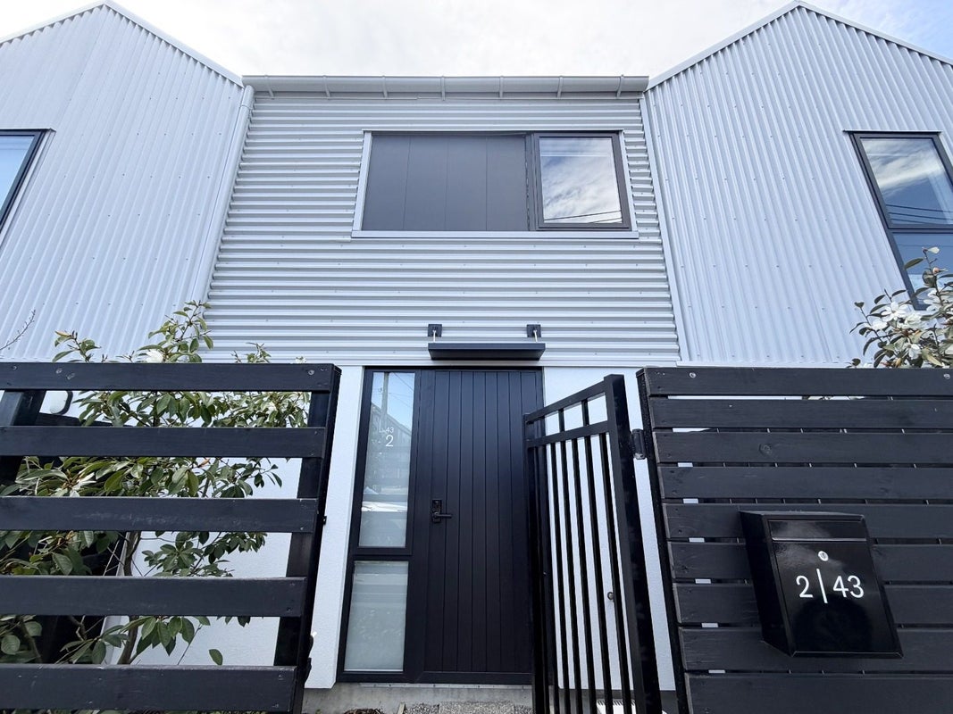 2/43 Dickens Street, Addington, Christchurch - Carousel 2