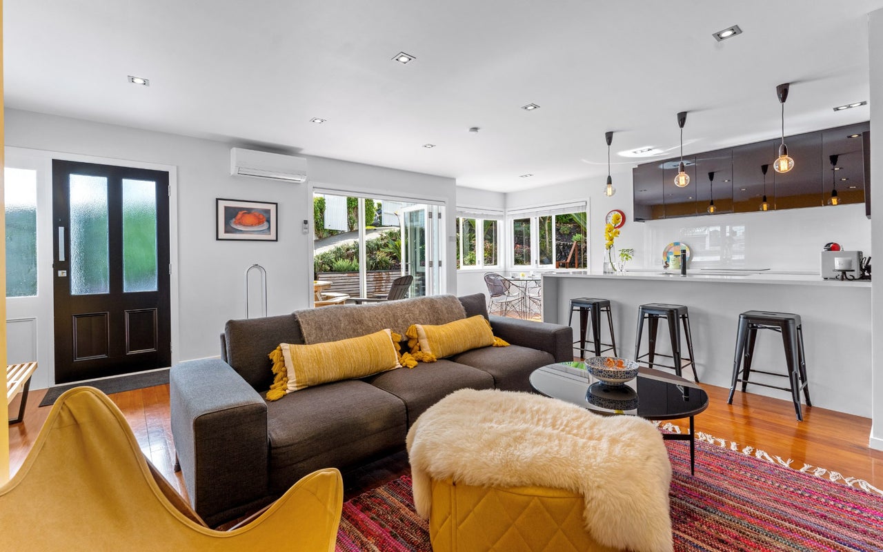 14 Waimana Avenue, Northcote Point, Auckland - Carousel 2