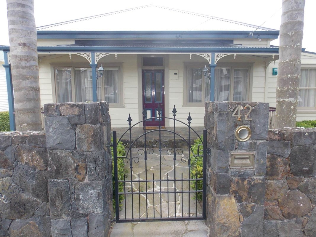 42 Ohinerau Street, Remuera, Auckland - Carousel 2
