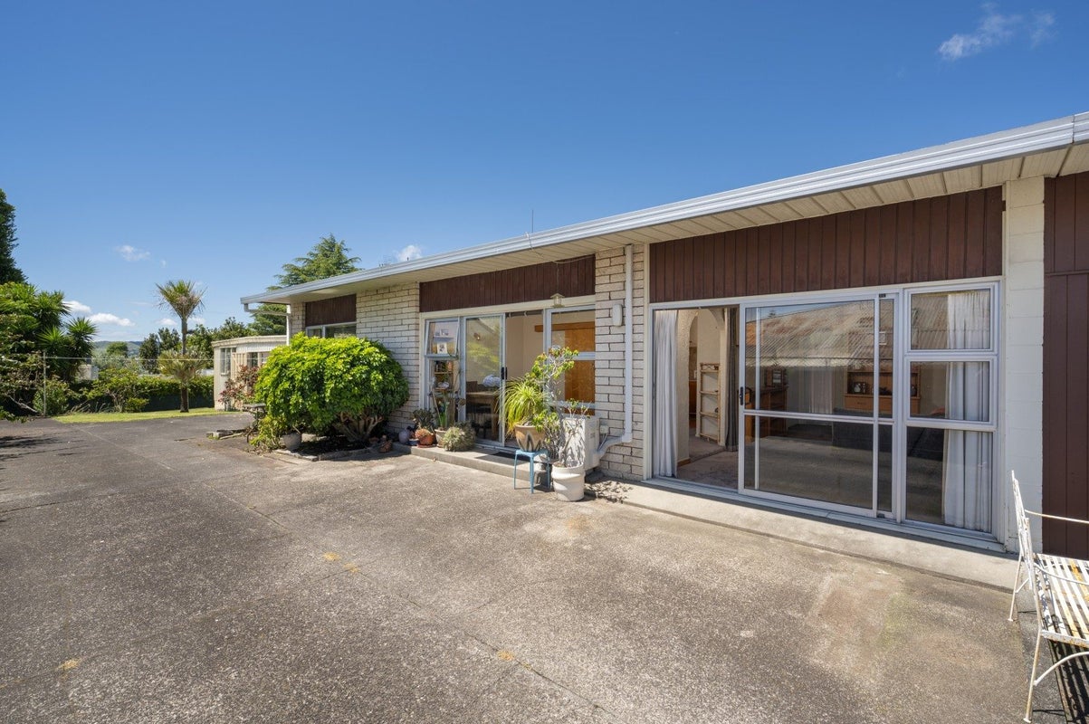 8B Greerton Road, Gate Pa, Tauranga - Carousel 2