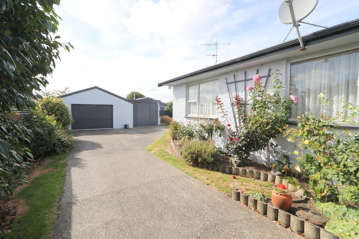93 O'Byrne Street, Waikiwi, Invercargill - Carousel 2