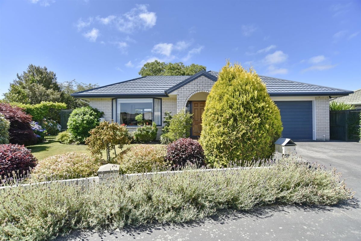 20 Innisfree Place, Northwood, Christchurch - Carousel 35