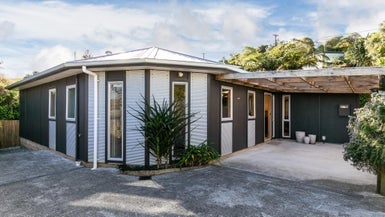 7A Montgomery Avenue, Karori, Wellington - Carousel 1
