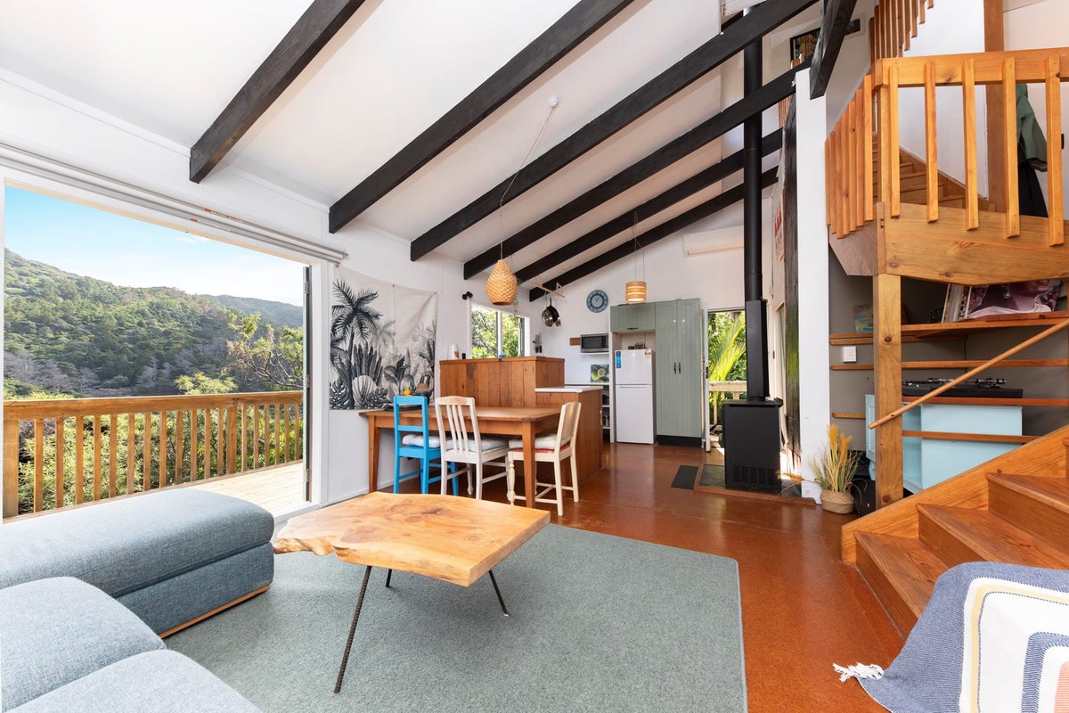 35 Karekare Road, Karekare, Auckland - Carousel 1