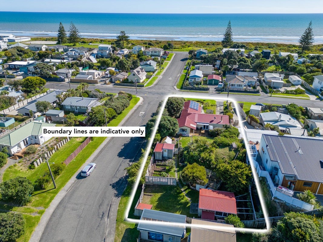 50 Moana Street, Otaki Beach, Otaki - Carousel 1