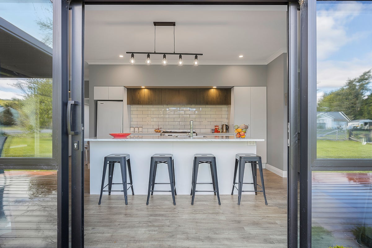 26 Fitzgerald Street, Coalgate - Carousel 1