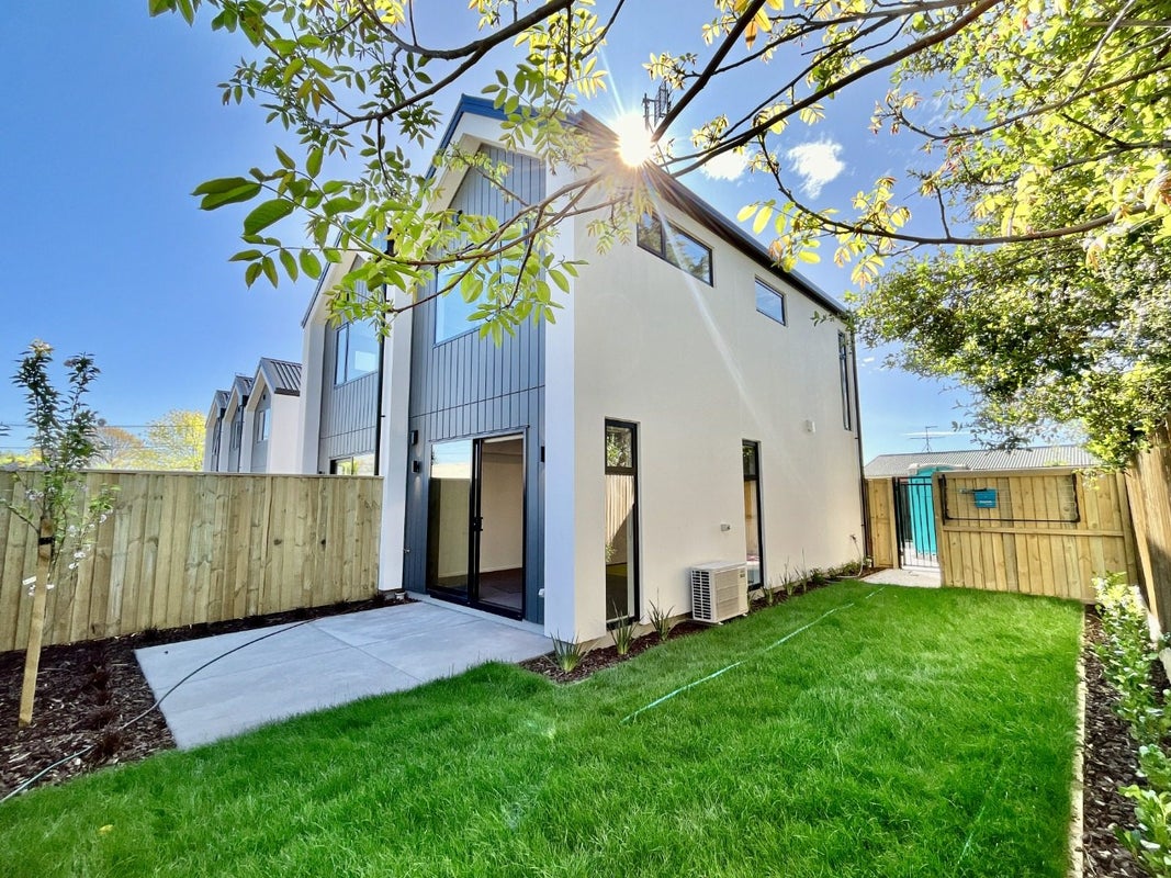 5/176 Hastings Street East, Waltham, Christchurch - Carousel 1