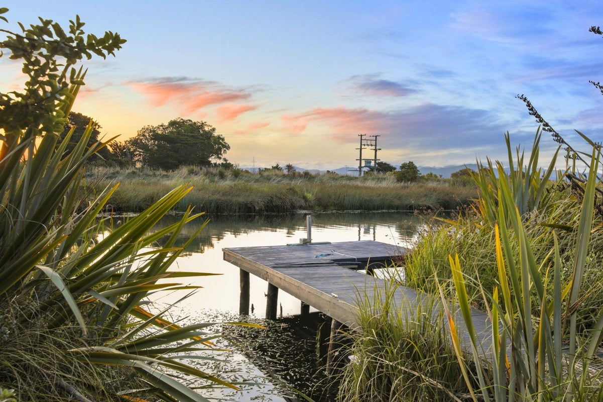 686 Dillons Point Road, Blenheim - Carousel 2