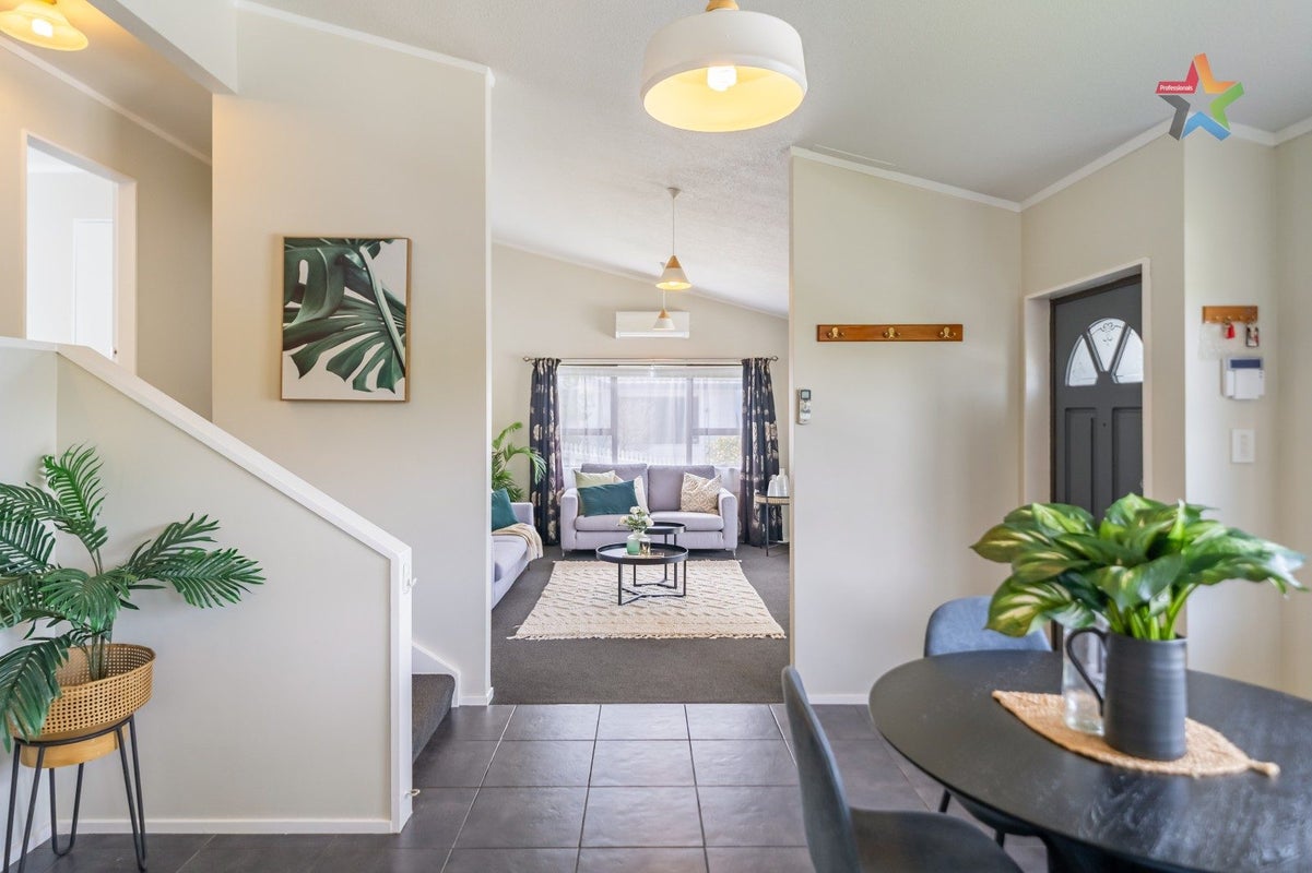 284 Maungaraki Road, Maungaraki, Lower Hutt - Carousel 2