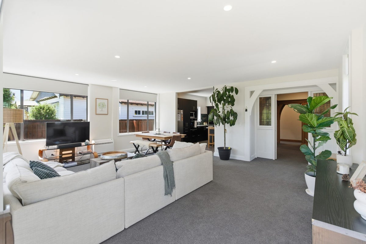 40 Koromiko Street, Saint Martins, Christchurch - Carousel 2