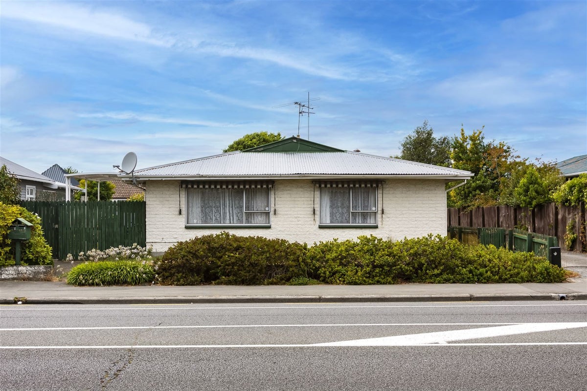 1/130 Main North Road, Papanui, Christchurch - Carousel 1