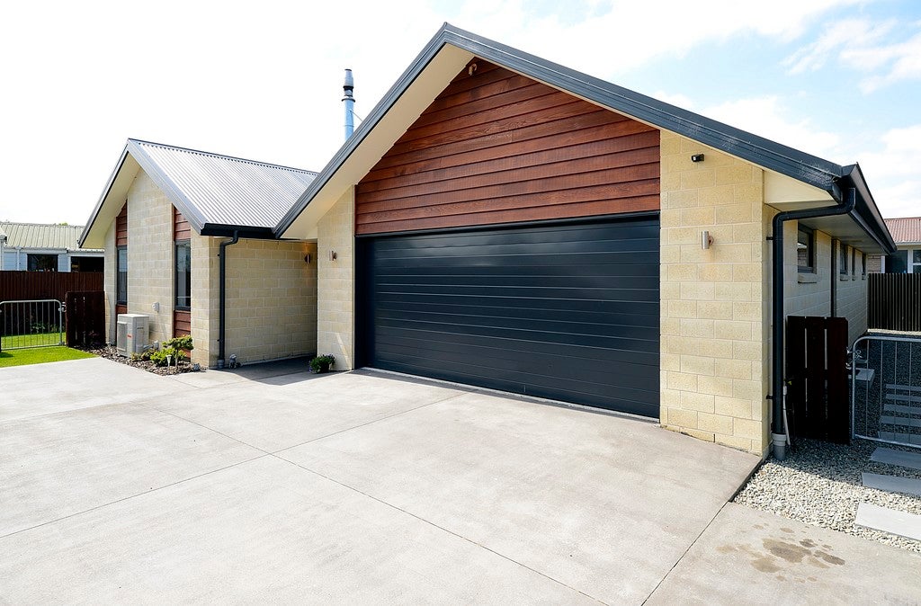 61 Cox Street, Ashburton, Ashburton - Carousel 1