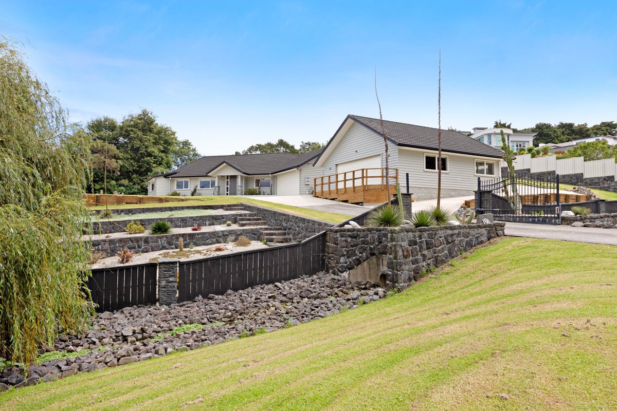 168 Polo Prince Drive, Alfriston, Auckland - Carousel 2