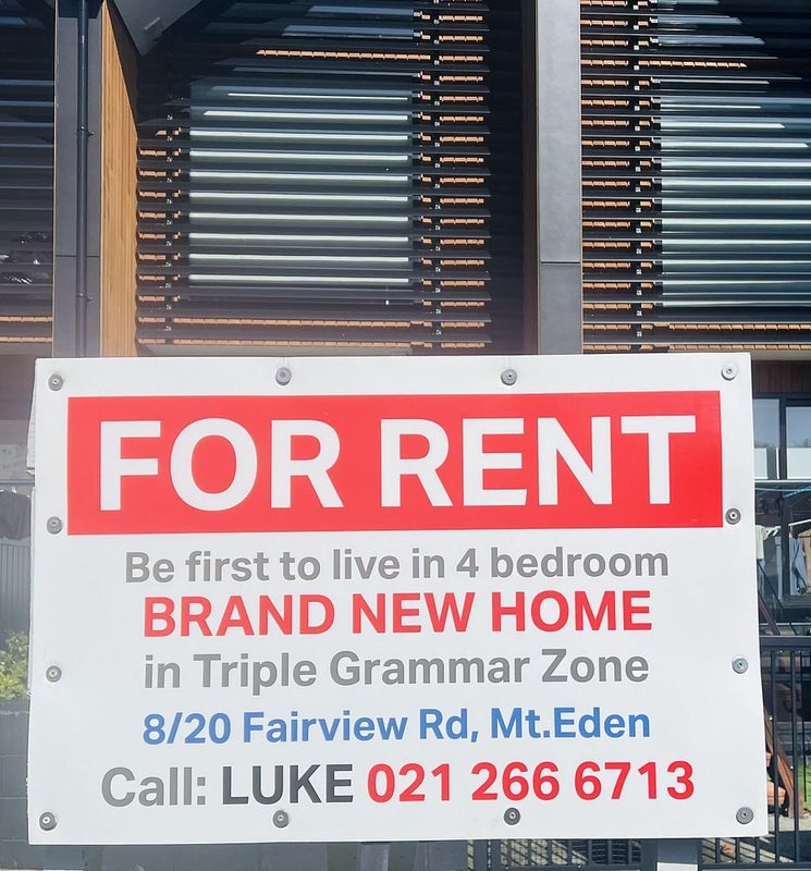 8/20 Fairview Road, Mount Eden, Auckland - Carousel 2