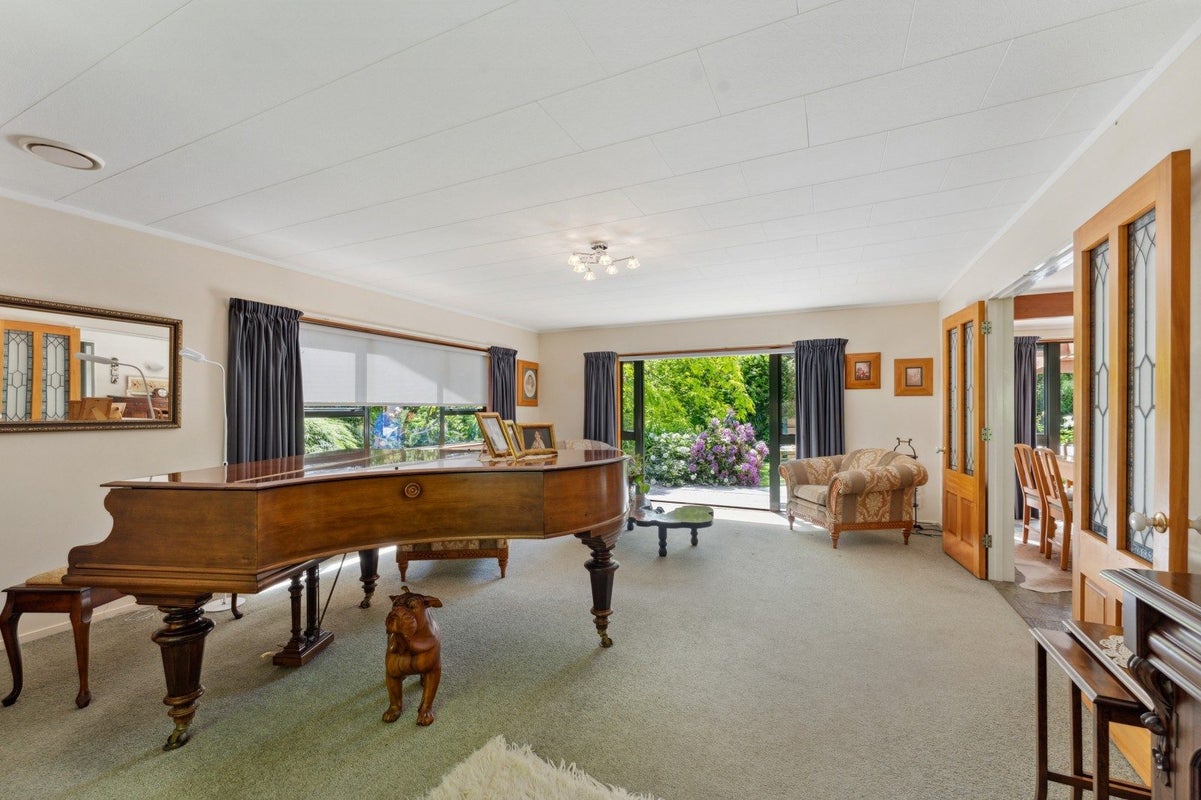 23A Forres Street, Durie Hill, Whanganui - Carousel 2