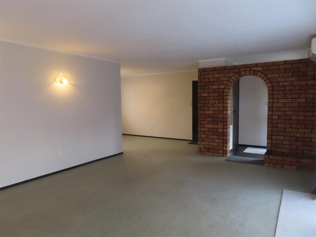 2/146 Bucklands Beach Road, Bucklands Beach, Auckland - Carousel 2