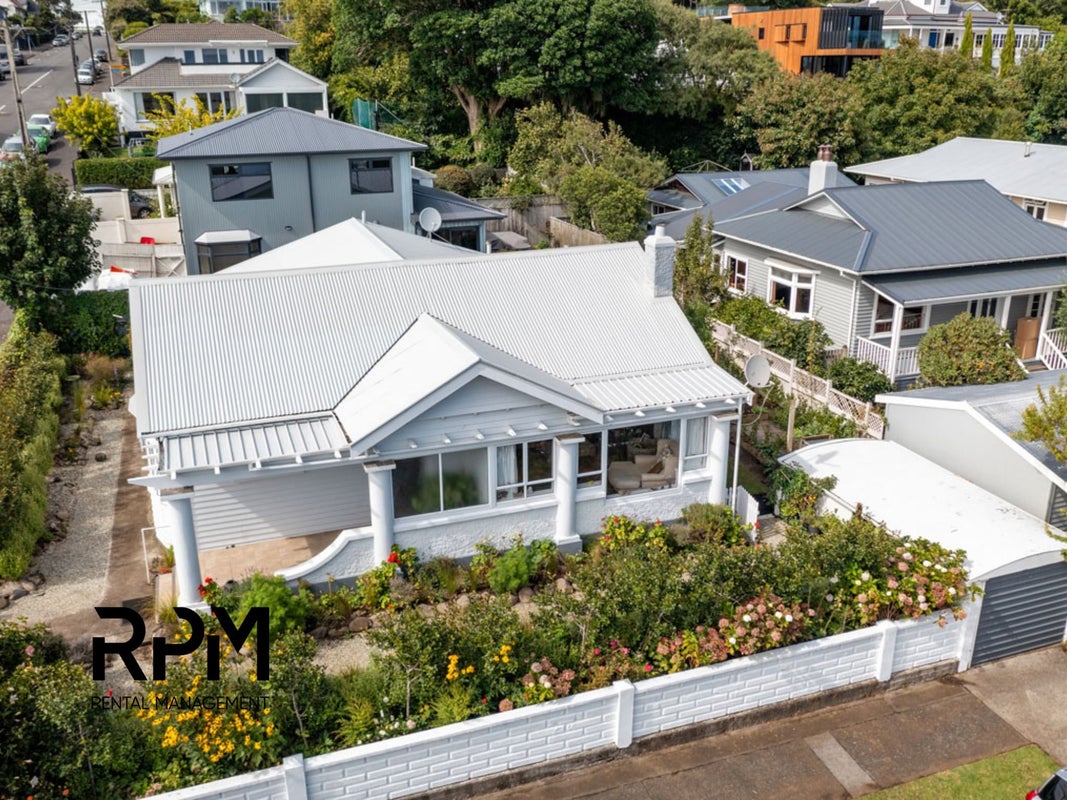 84 Gover Street, New Plymouth, New Plymouth - Carousel 2