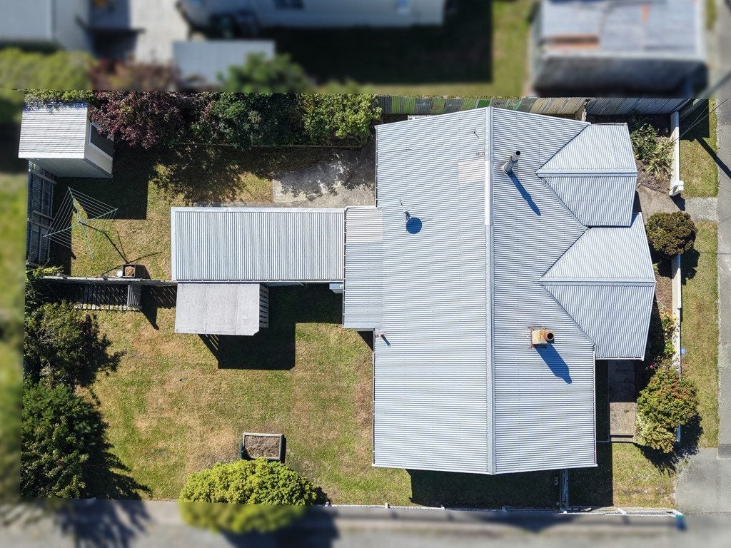 24 Lune Street, South Hill, Oamaru - Carousel 24