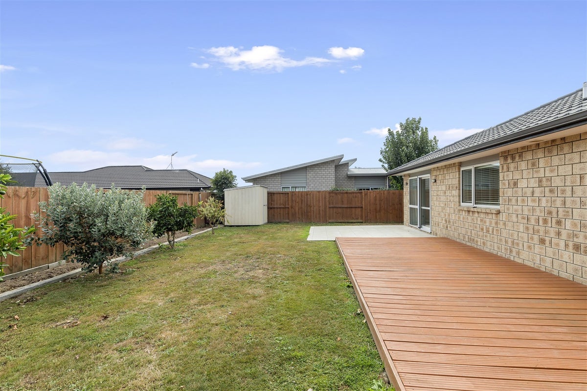 18 Piwakawaka Court, Rototuna North, Hamilton - Carousel 20
