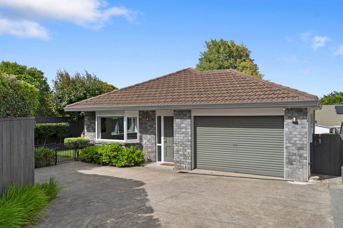 2/19 Clarke Road, Onehunga, Auckland - Carousel 2