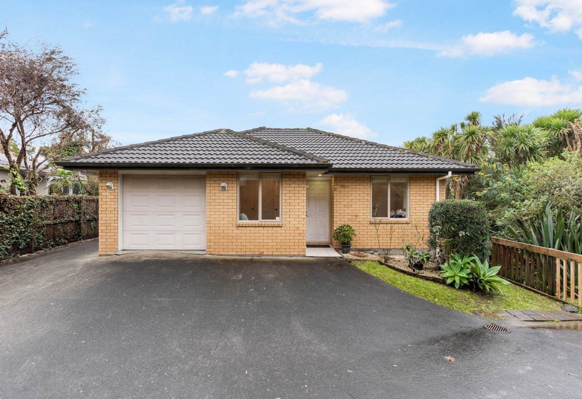 21 Frenz Drive, Titirangi, Auckland - Carousel 30