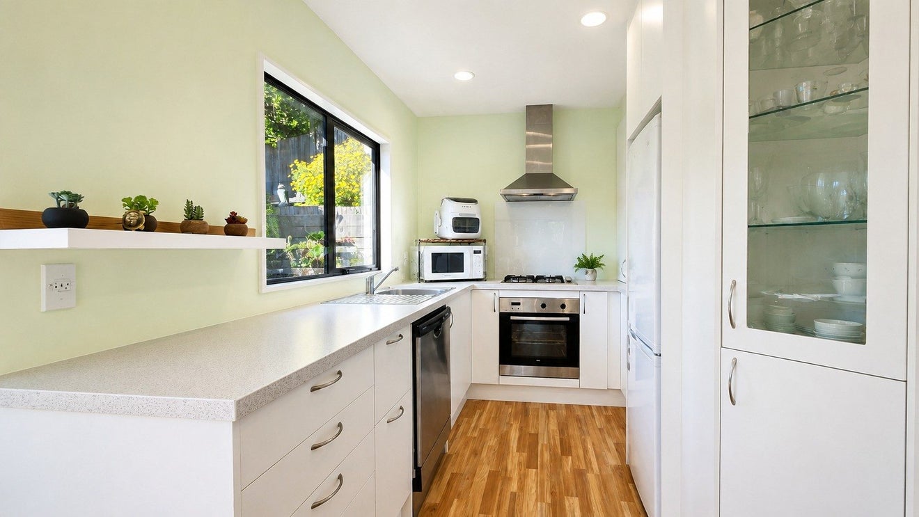1C Pollen Street, Johnsonville, Wellington - Carousel 2