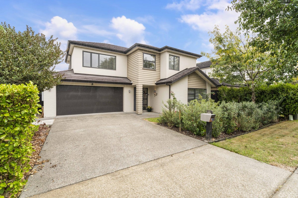 20 Springcrest Drive, Karaka, Papakura - Carousel 22