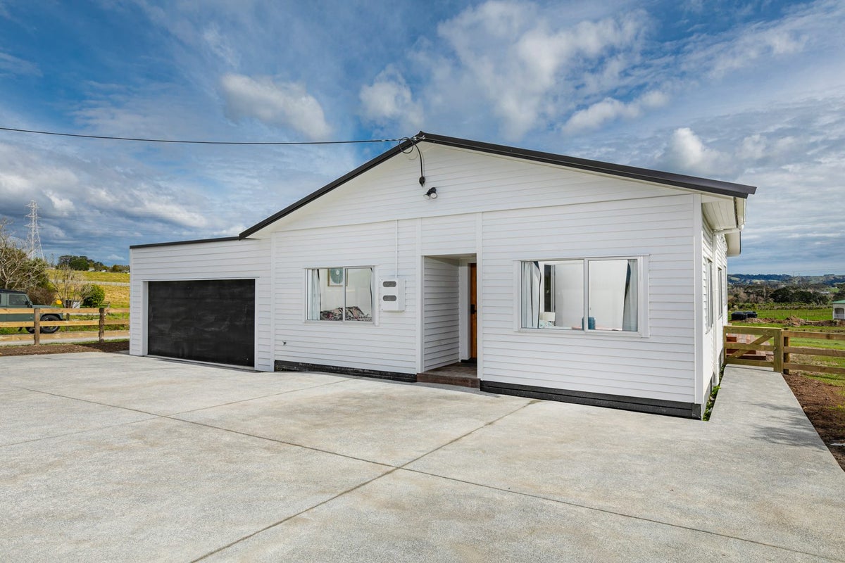 157 Nixon Road, Taupaki, Henderson - Carousel 23