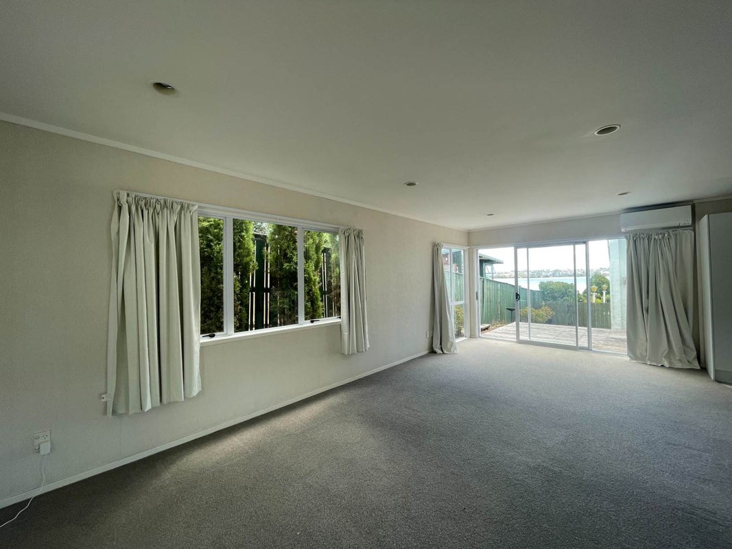 68 Bramley Drive, Farm Cove, Auckland - Carousel 2