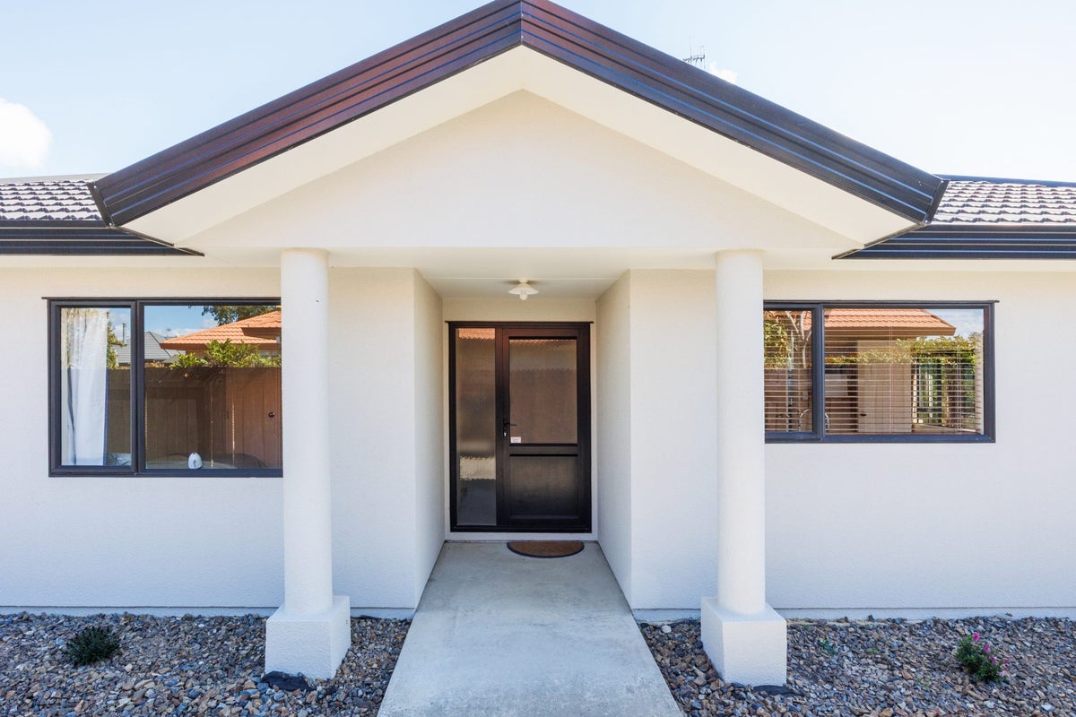 59 Meridian Grove, Kelvin Grove, Palmerston North - Carousel 2