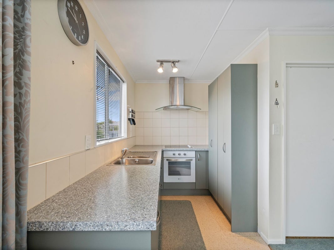 2/106 Bowmont Street, Appleby, Invercargill - Carousel 2