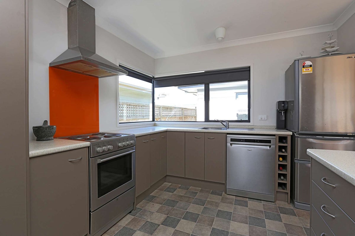 1017C Duke Street, Mahora, Hastings - Carousel 2