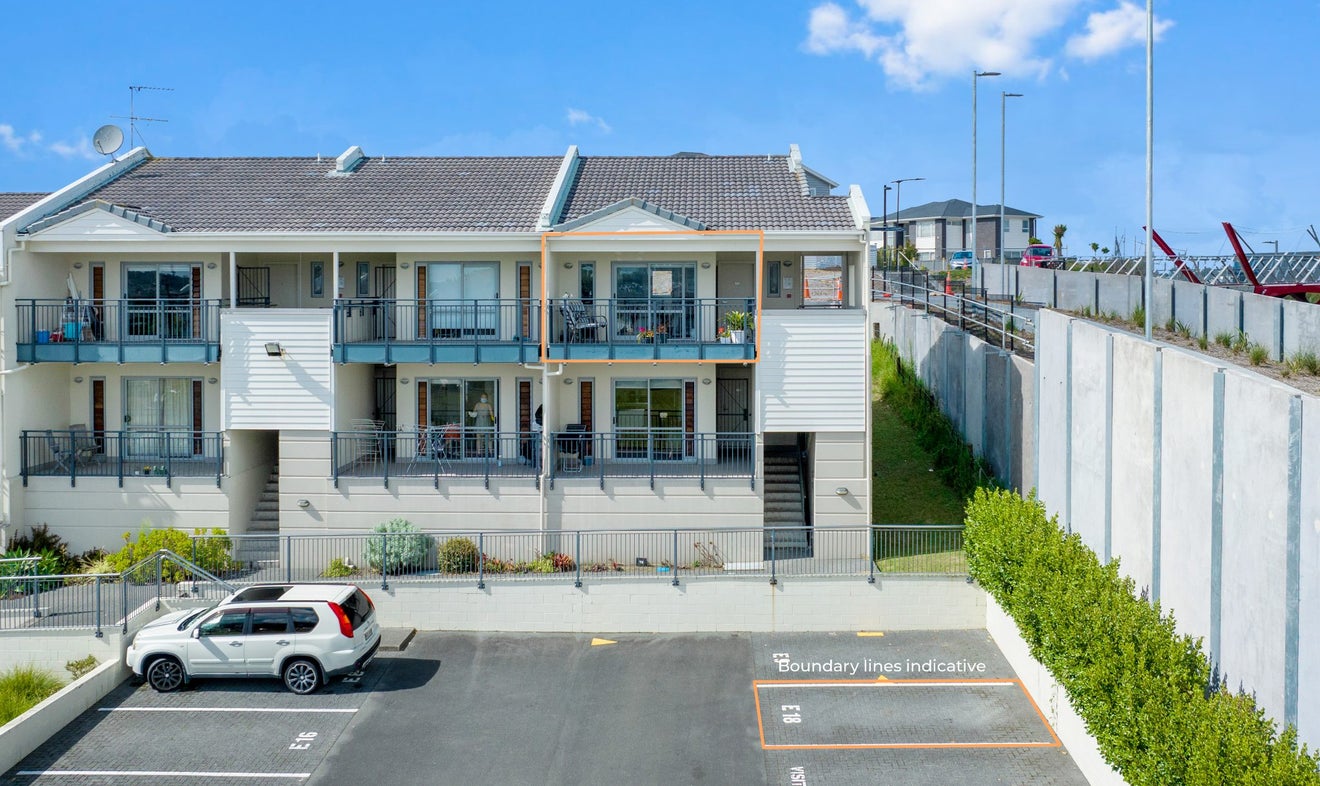 18E/71 Spencer Road, Oteha, Auckland - Carousel 2