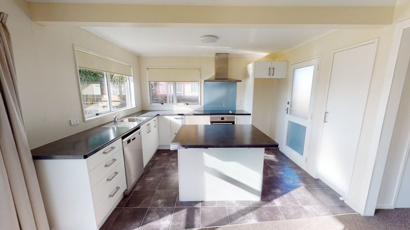240 Heads Road, Gonville, Whanganui - Carousel 2