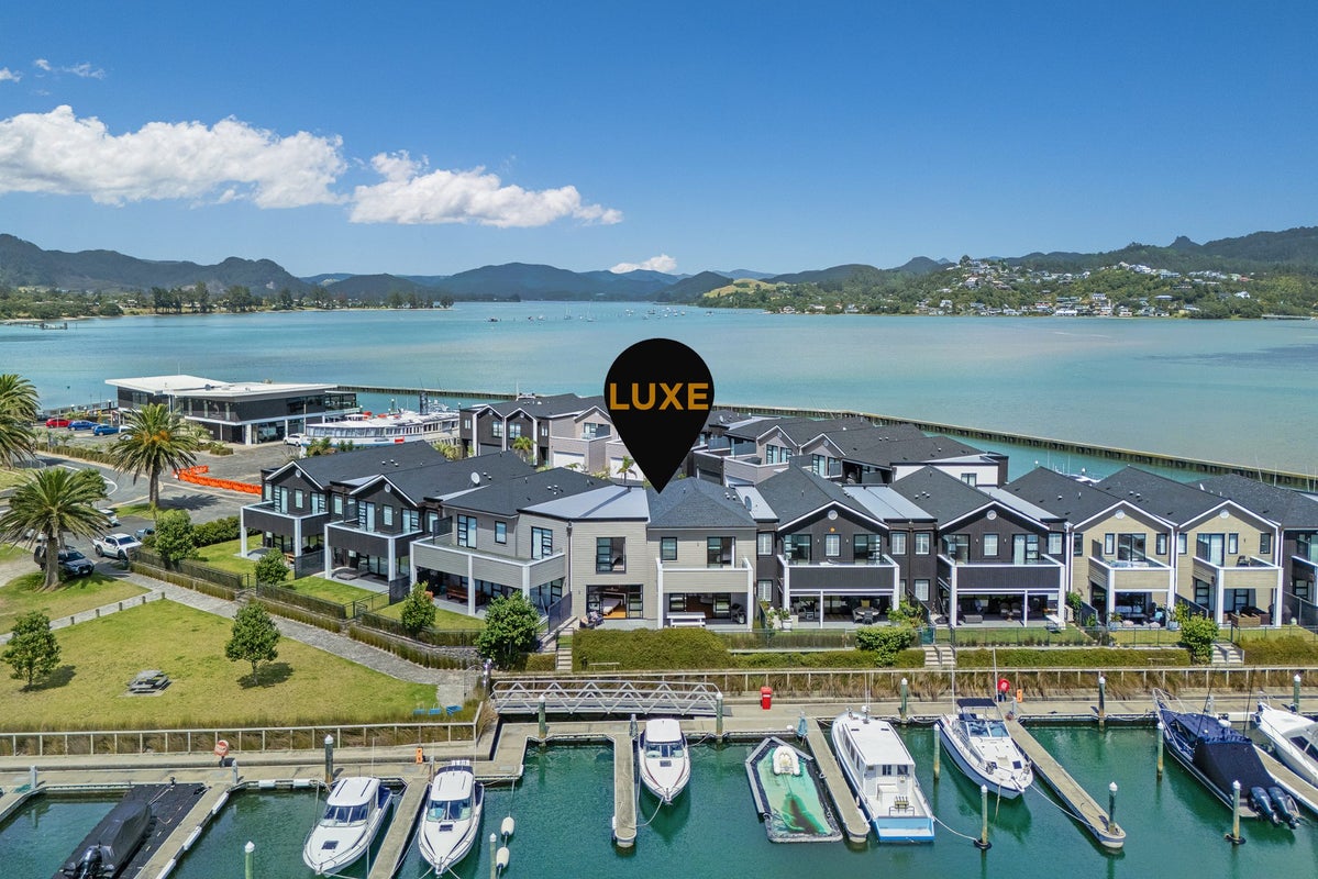 15/6 The Marina, Tairua, Tairua - Carousel 2
