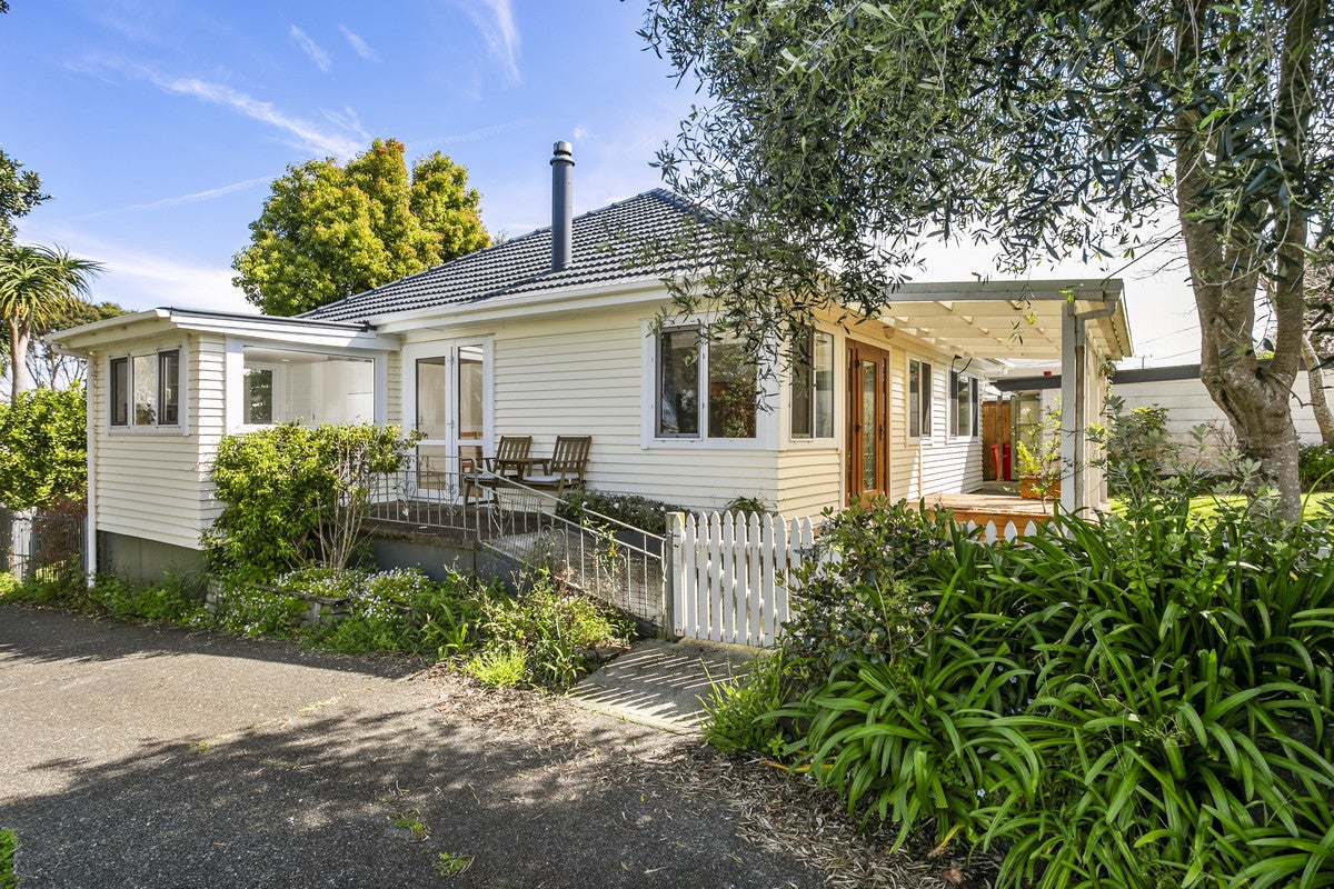 43 Vipond Road, Stanmore Bay, Whangaparaoa - Carousel 2